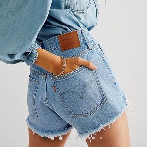 Levi’s High-waisted 501 Shorts